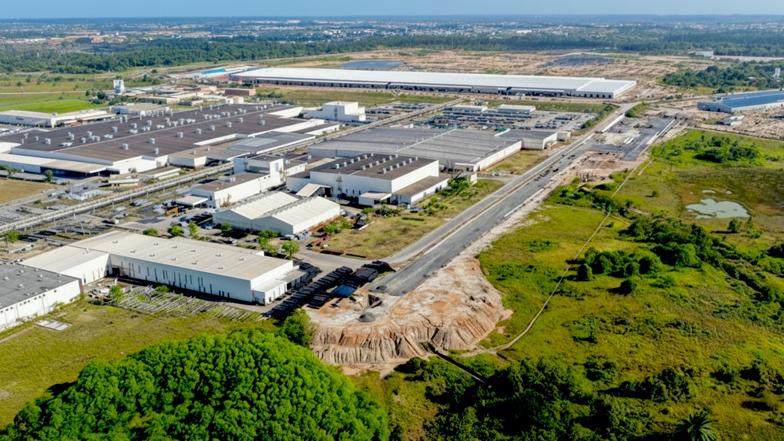 Imagem aérea da fábrica da BYD em Camaçari - Bahia