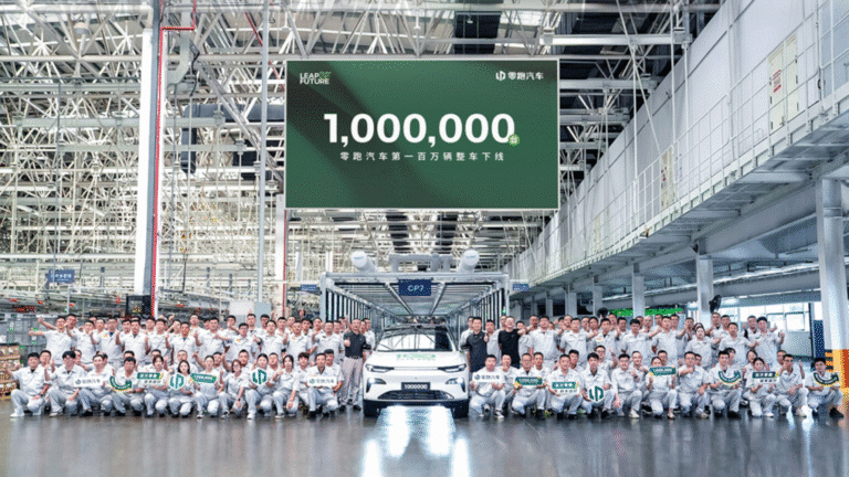 Leapmotor, que chegará ao Brasil este ano, produz seu milionésimo carro na China