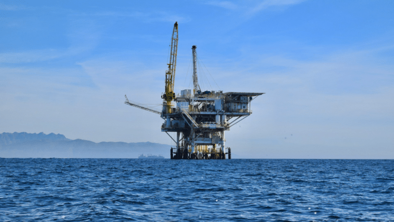 Plataforma de petróleo no mar