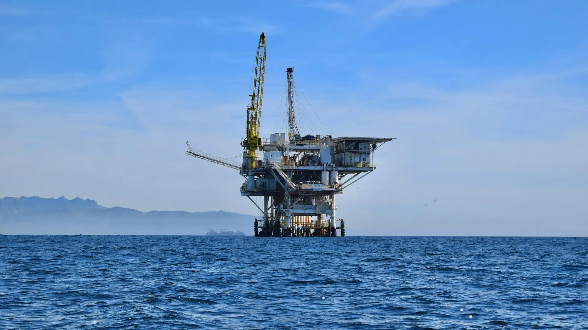 Plataforma de petróleo no mar