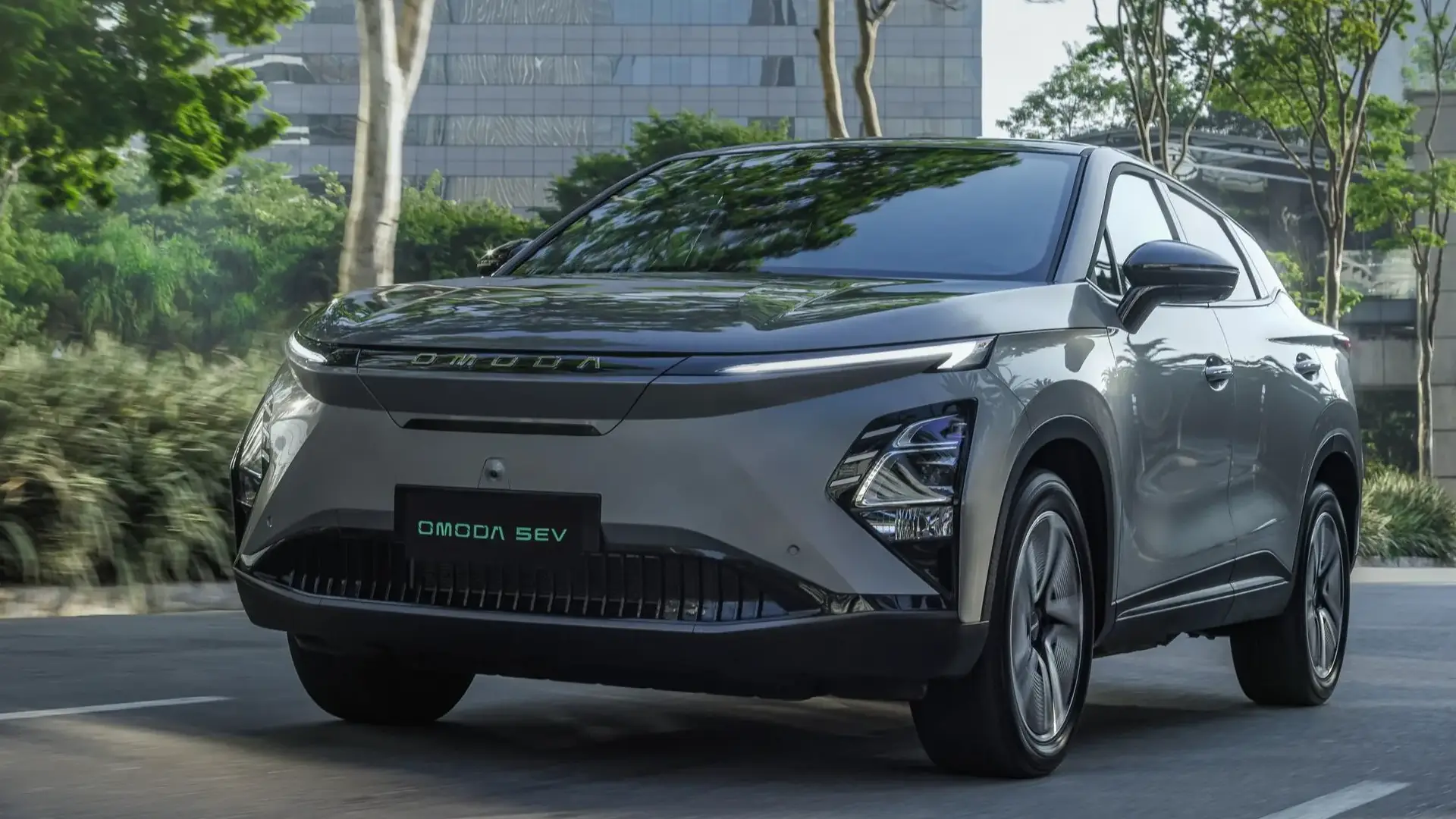 Carro elétrico Omoda E5, da Omoda Jaecoo, em imagem promocional