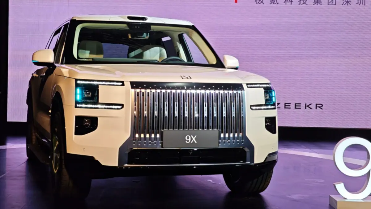 Imagem do SUV full size Zeekr 9X na China