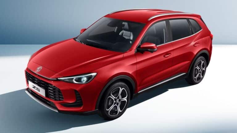 Carros elétricos dominam o ranking de veículos usados mais vendidos no Reino Unido