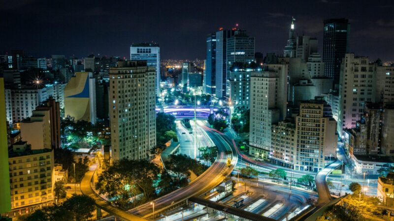 Panorama da cidade de São Paulo vista do Terminal Bandeira