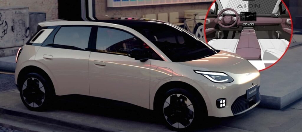 Gac Aion UT - lateral do carro, foco nas rodas dianteiras e traseiras. Também há uma ilustração do interior do veículo com foco no volante, painel e bancos da frente