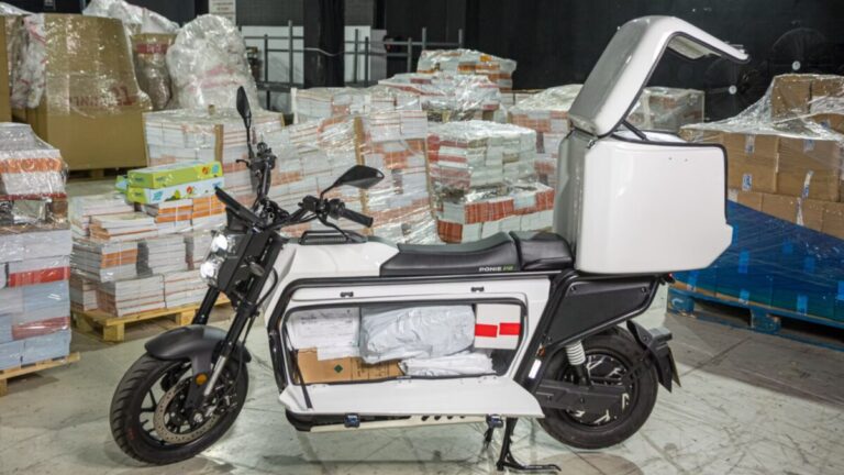 Primeira moto elétrica de carga, PNY Ponie 2 promete ocupar um nicho inédito em transporte