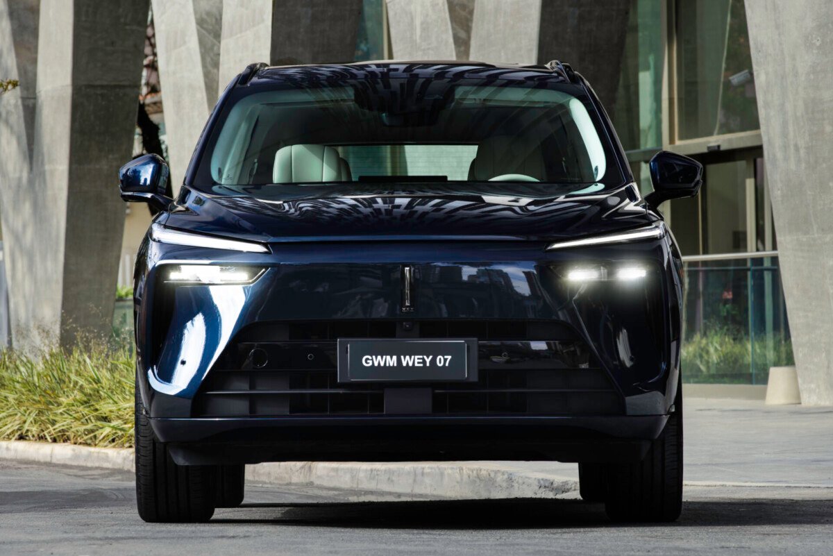 Foto do carro GWM Wey 07, visão frontal