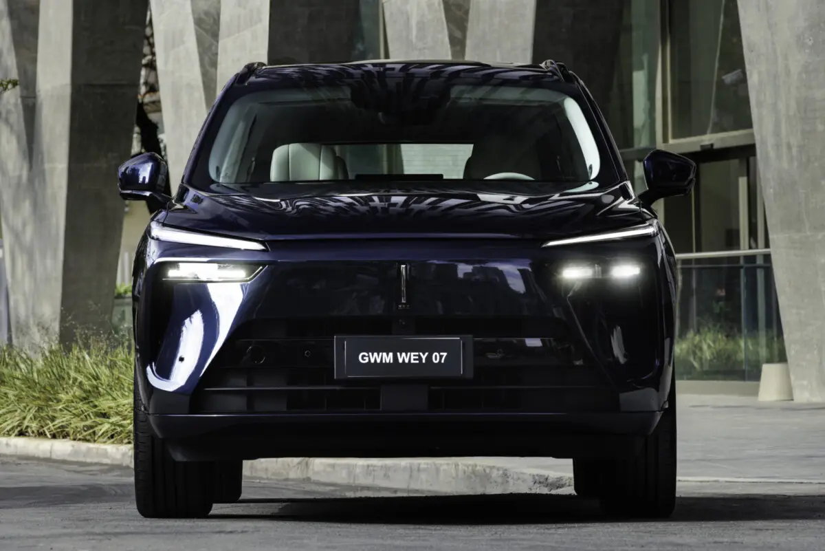 Foto do carro GWM Wey 07, visão frontal
