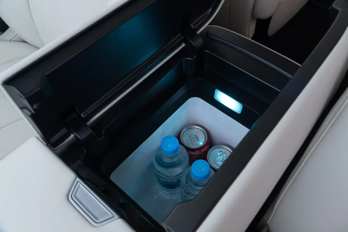 Foto do carro GWM Wey 07, compartimento interno