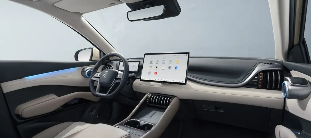 Interior do BYD Yuan Plus 2025