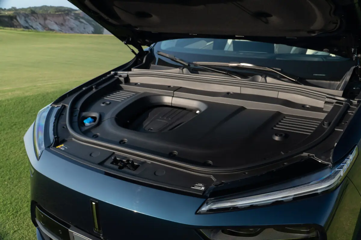 Foto do carro GWM Wey 07, frunk