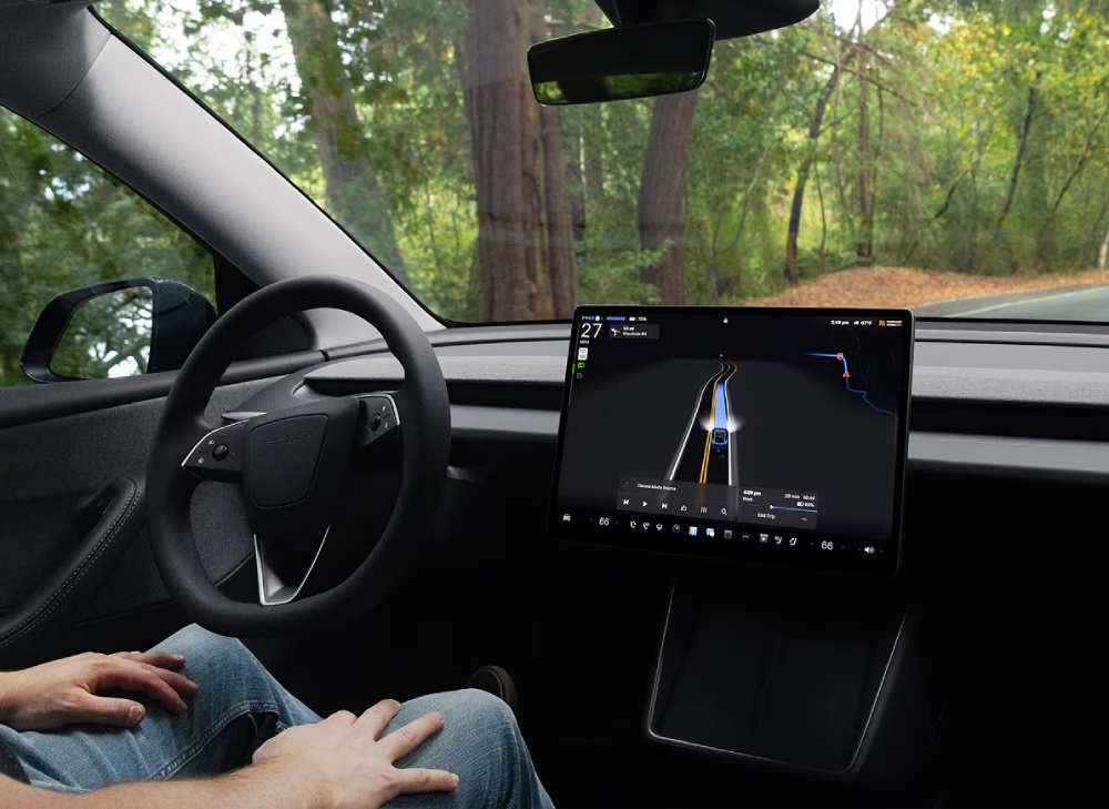 Tesla FSD (Full Self-Driving) v14