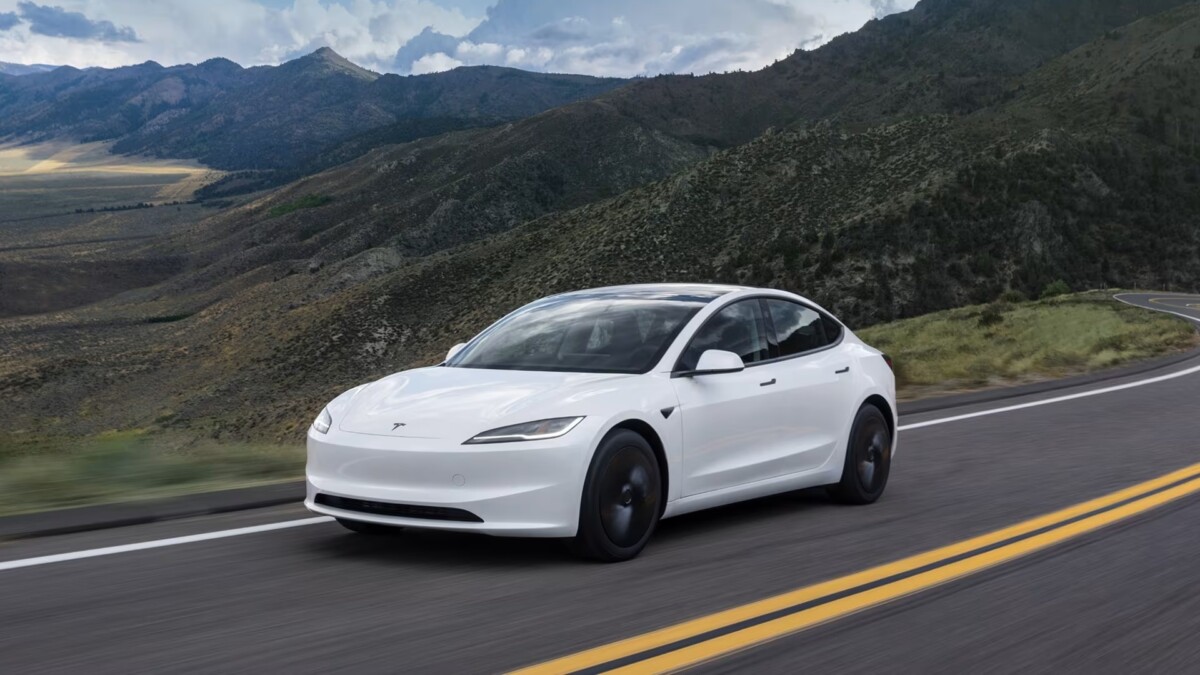 Tesla Model 3 Standard
