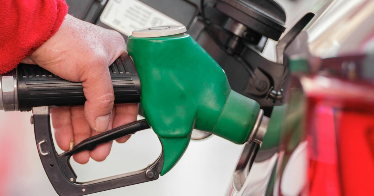 Foto de um bico de bomba de combustível