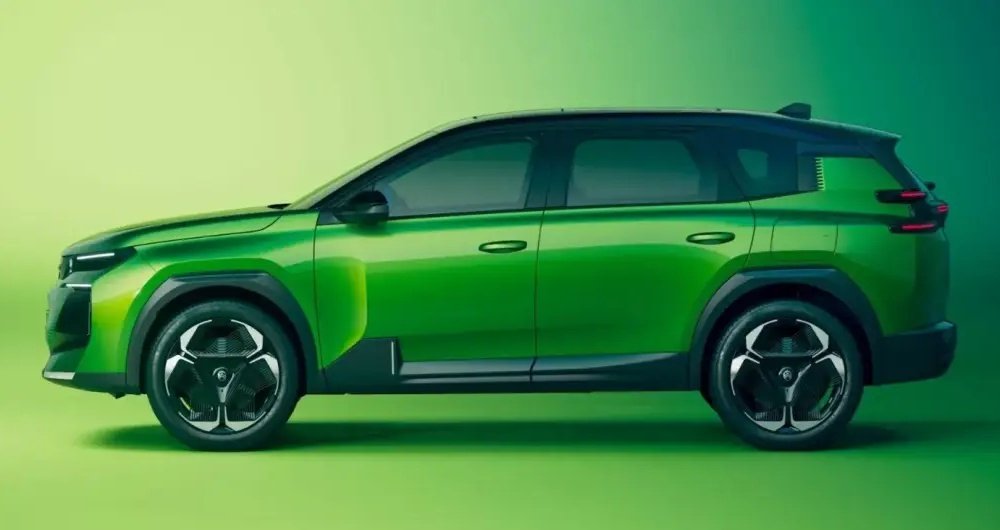 Lateral do Citroën e-C5 Aircross