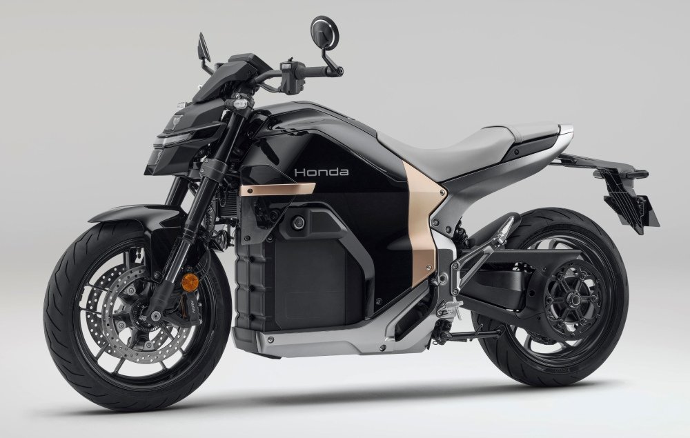 Cor preta com detalhes em dourado é novidade da linha elétrica da Honda