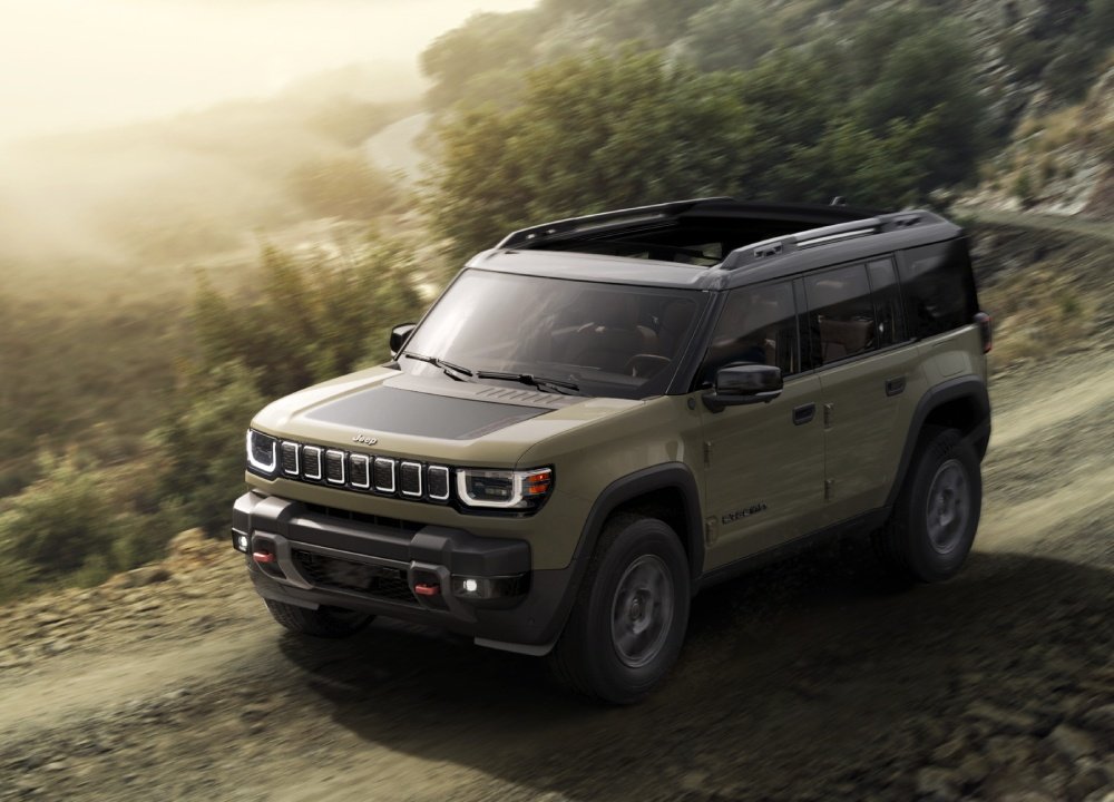 Jeep Recon tem sistema de gerenciamento de tração Selec-Terrain
