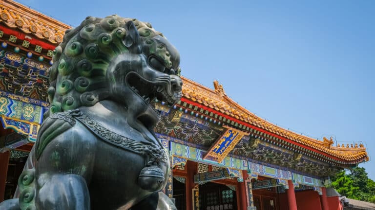 Números da Anfavea de 2025 mostram a dimensão da “invasão chinesa” no Brasil
