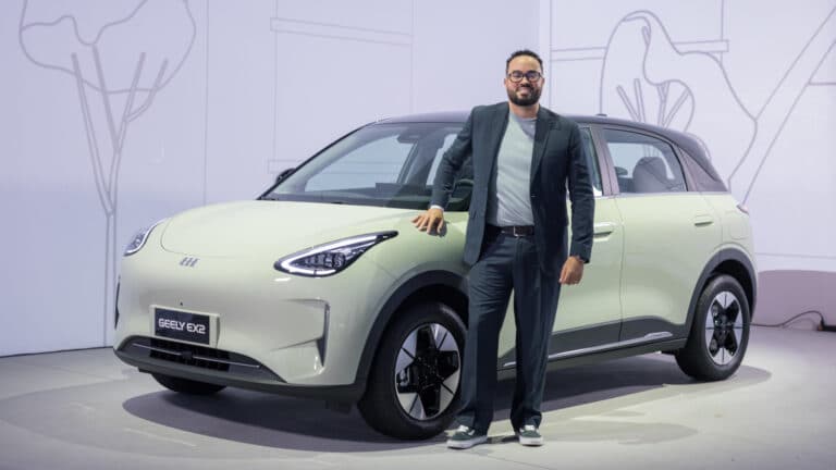 “Combina com o perfil dos brasileiros”: executivo da Geely explica sucesso do EX2