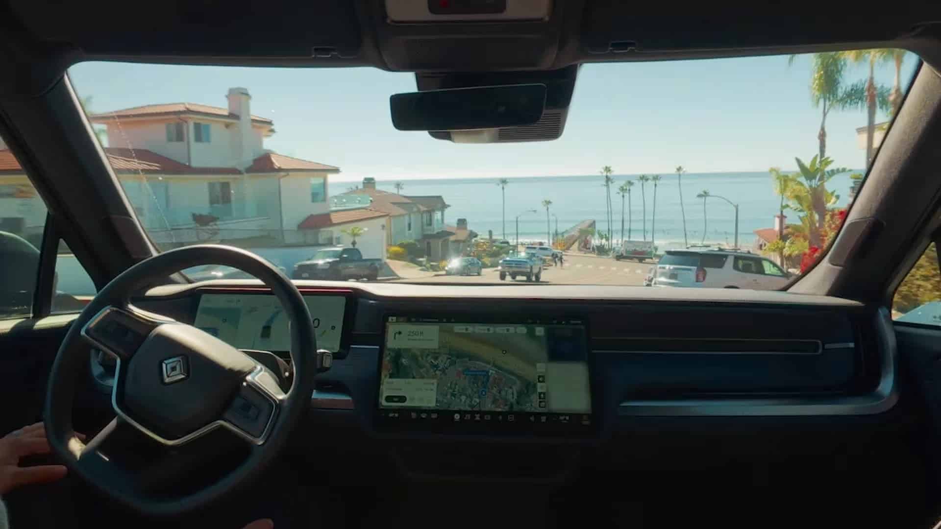 Rivian lançou seu novo sistema Autonomy+ em evento na Califórnia