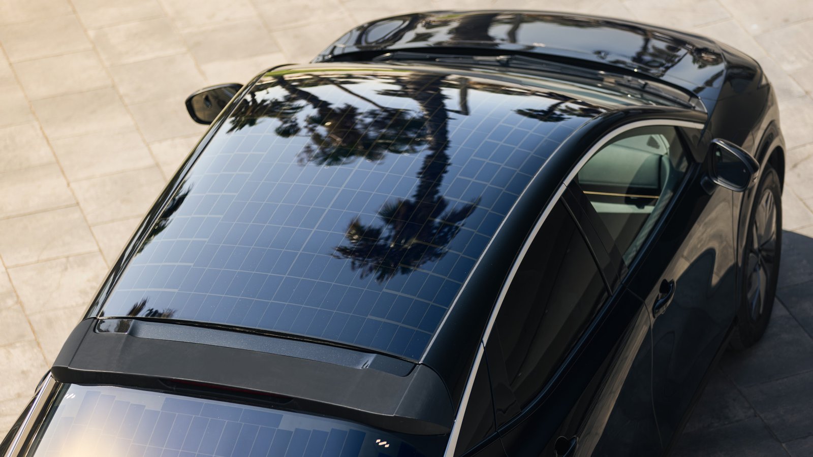 Painéis solares no conceito do Nissan Ariya