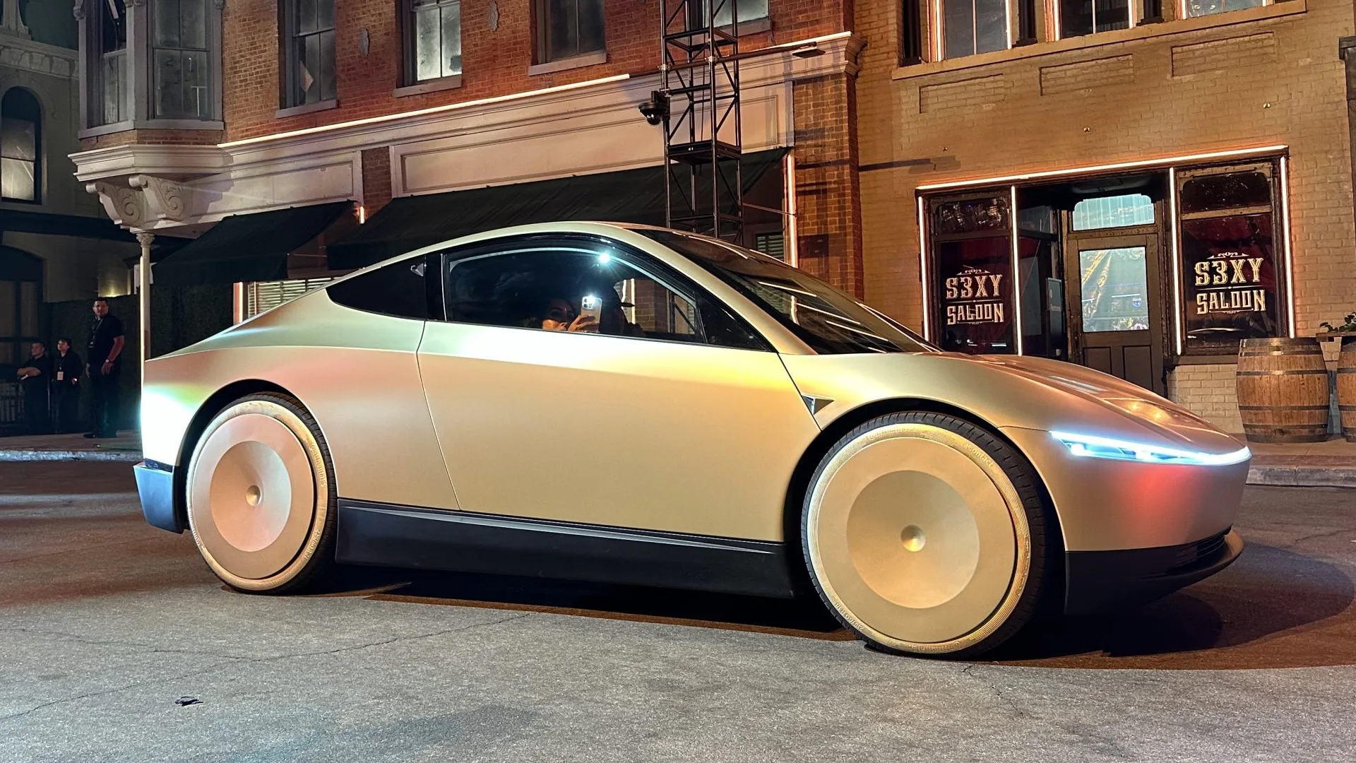 O carro robótico Tesla Cybercab