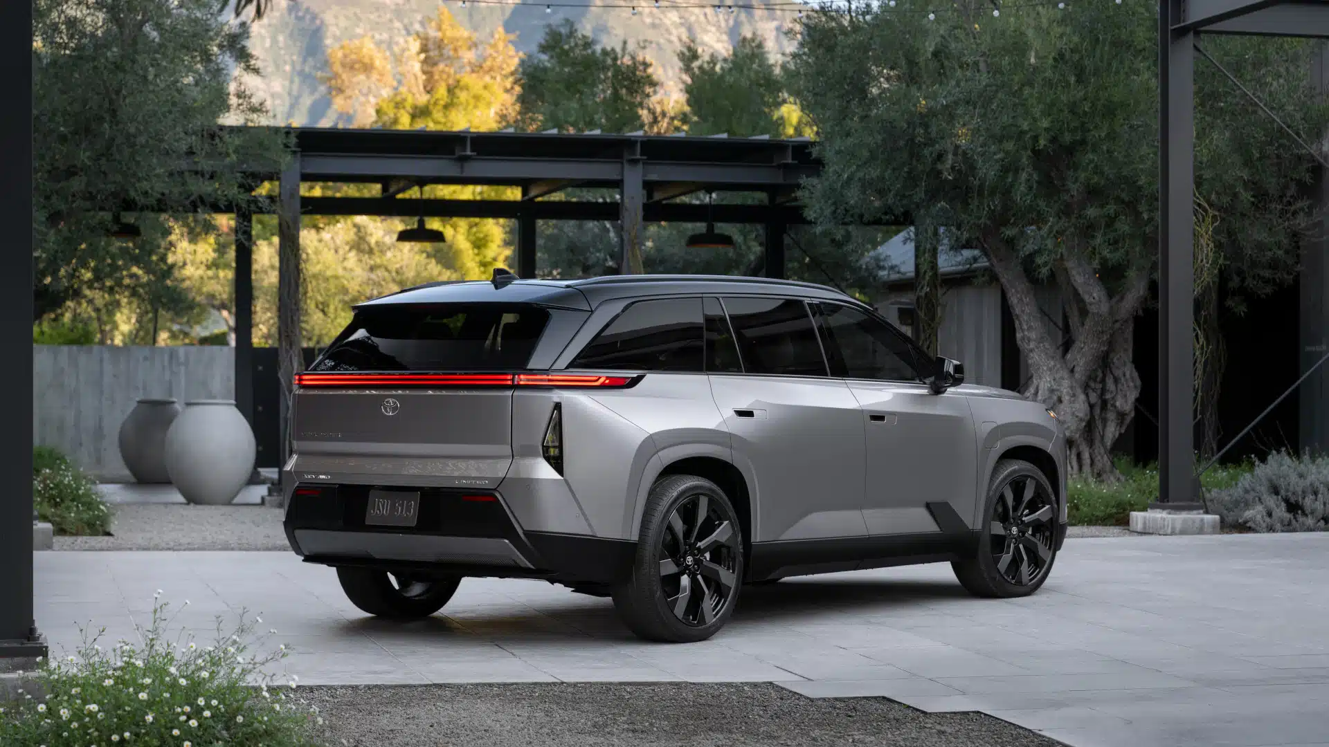 Foto do Toyota Highlander, traseira