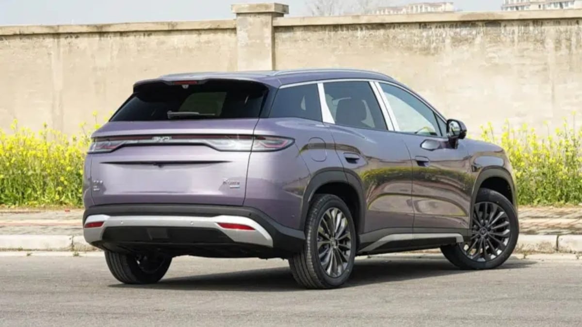 BYD Song Ultra, traseira