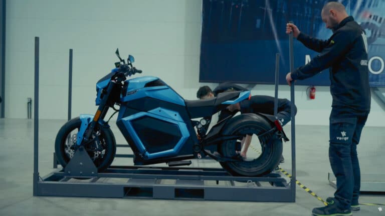 Verge Motorcycles (dona da Donut Lab) afirma que já está fabricando sua moto com bateria em estado sólido