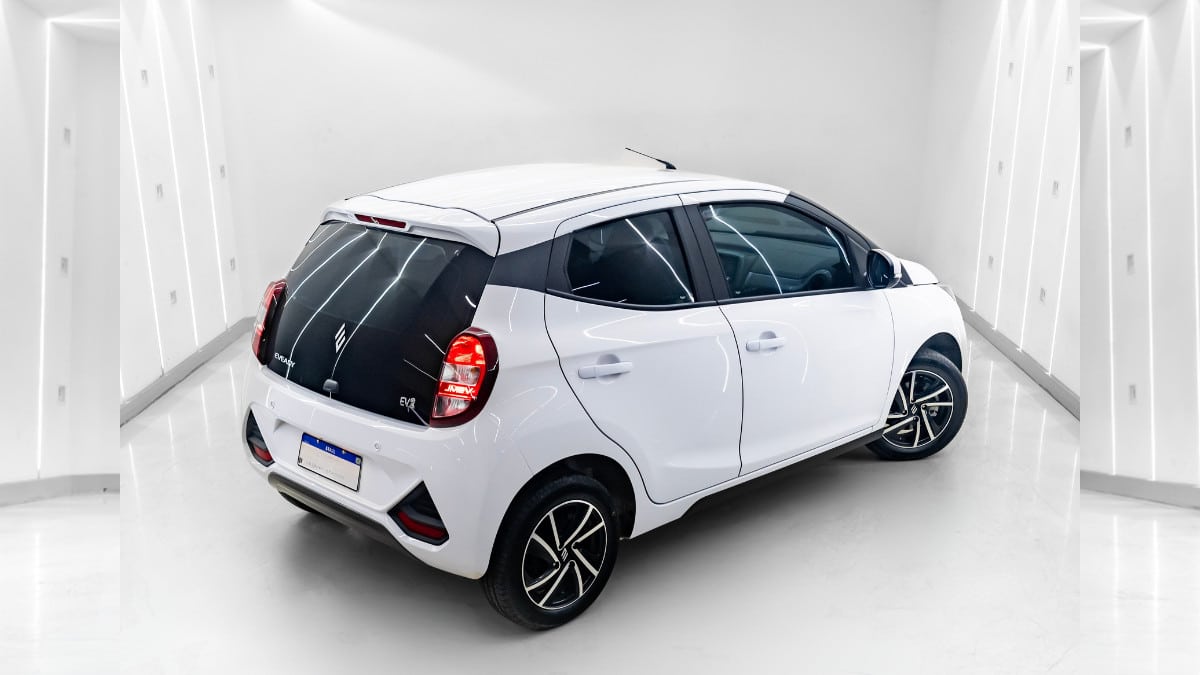 Carro subcompacto JM EV2, por cima