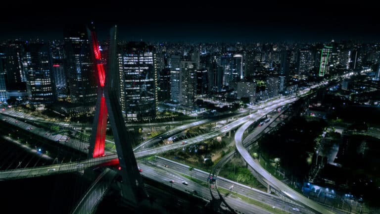 ABVE: emplacamentos de elétricos quase triplicam no Brasil de um ano para outro