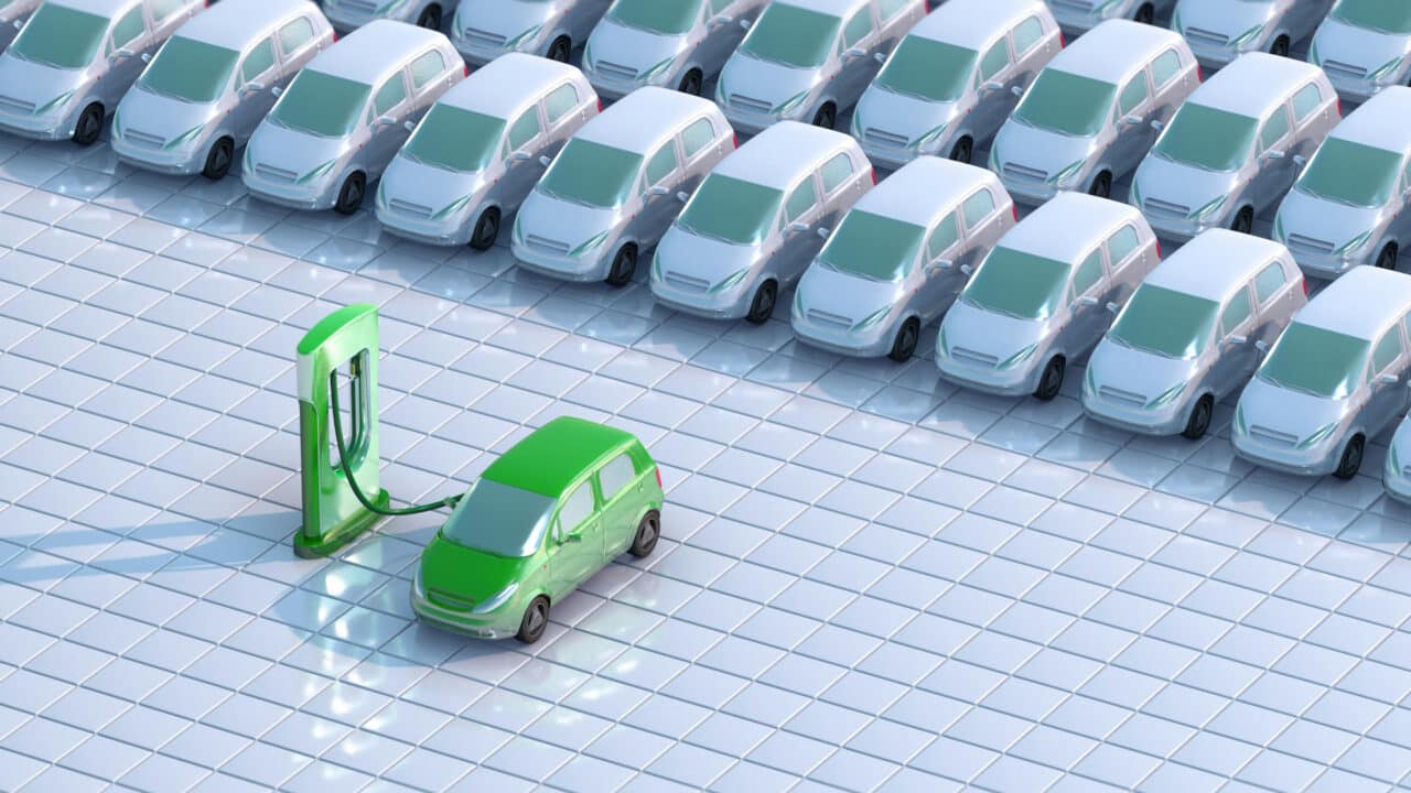 Carro elétrico e outros carros em ilustração