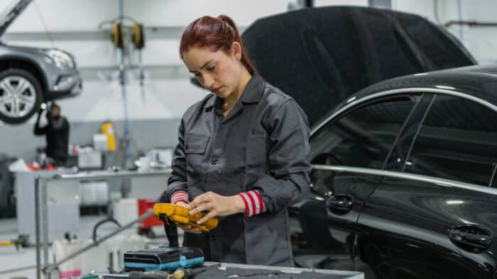 BYD estuda solução para certificar saúde de baterias em carros usados no Brasil