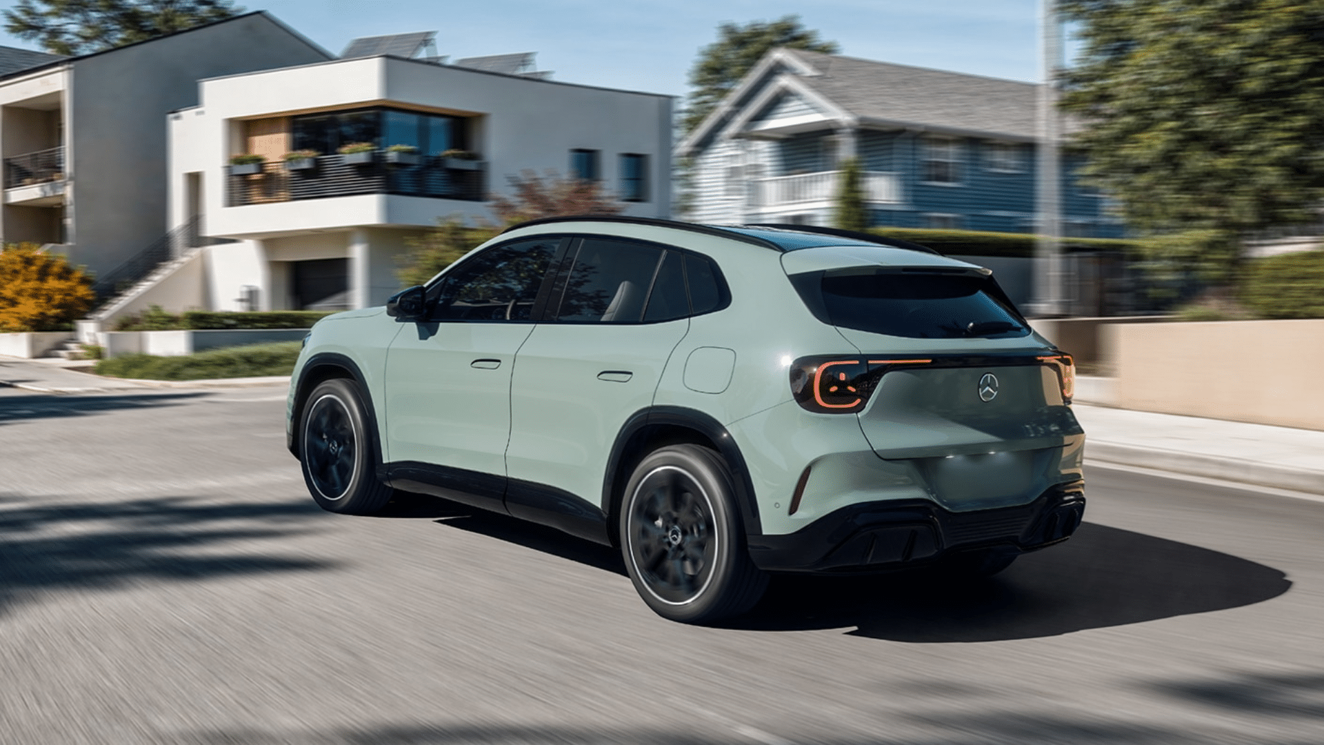 Mercedes-Benz GLA 2028 será comercializado em versões híbrida e elétrica