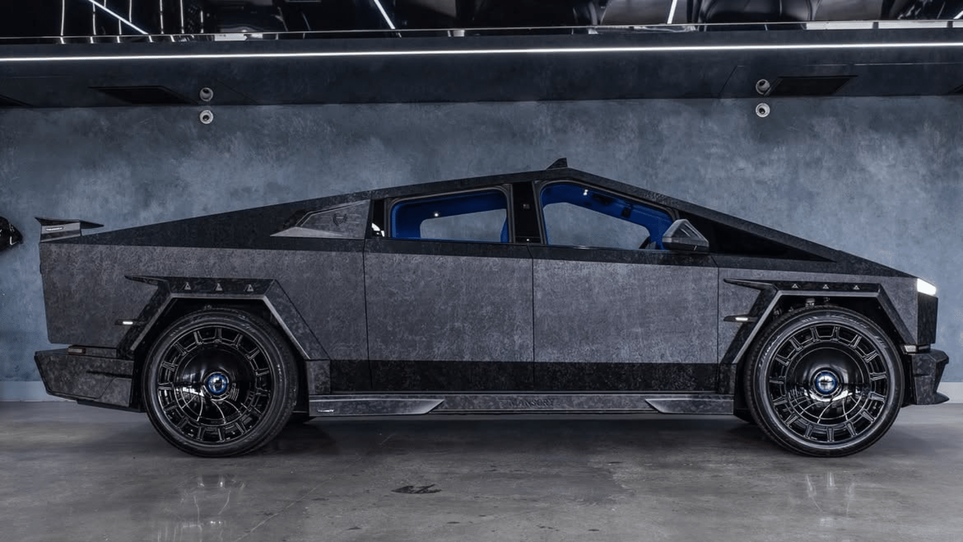 Tesla Cybertruck de Jake Paul detalhe