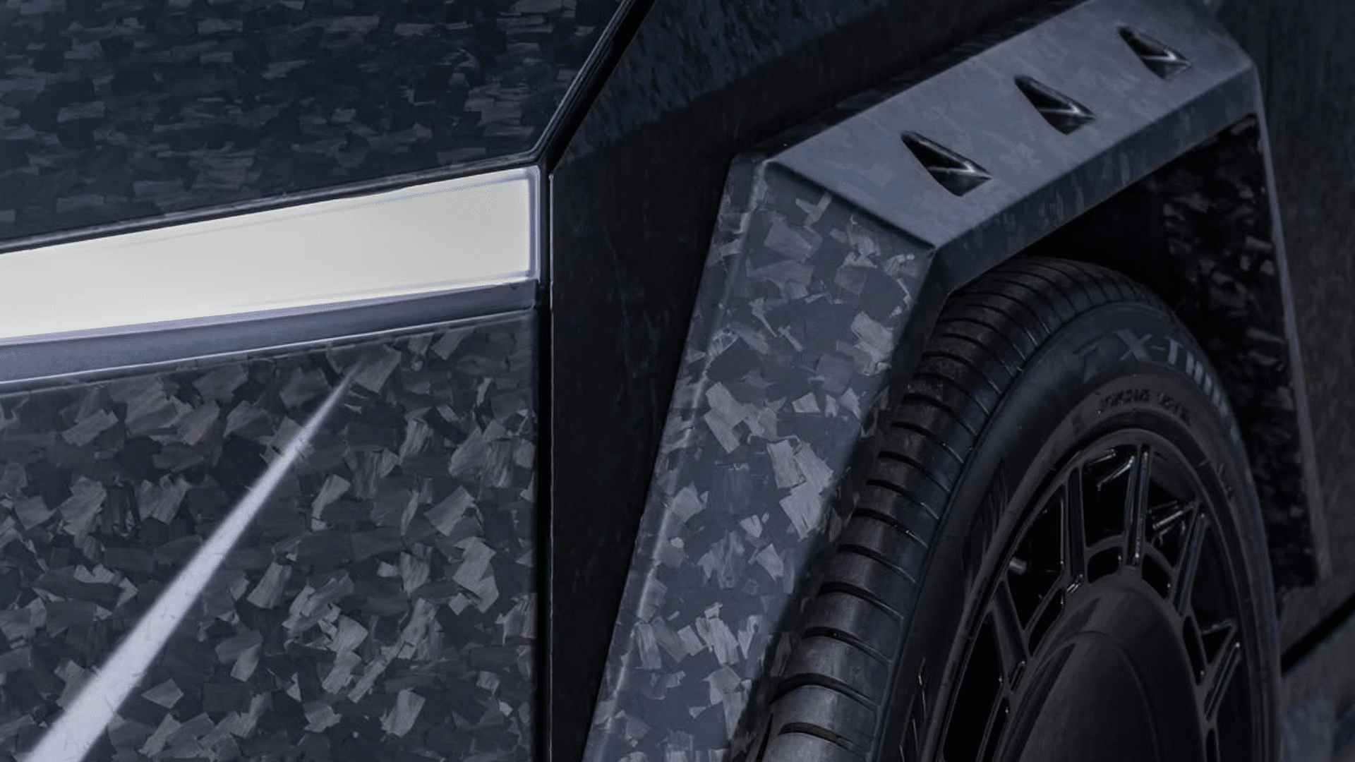 Tesla Cybertruck de Jake Paul rodas