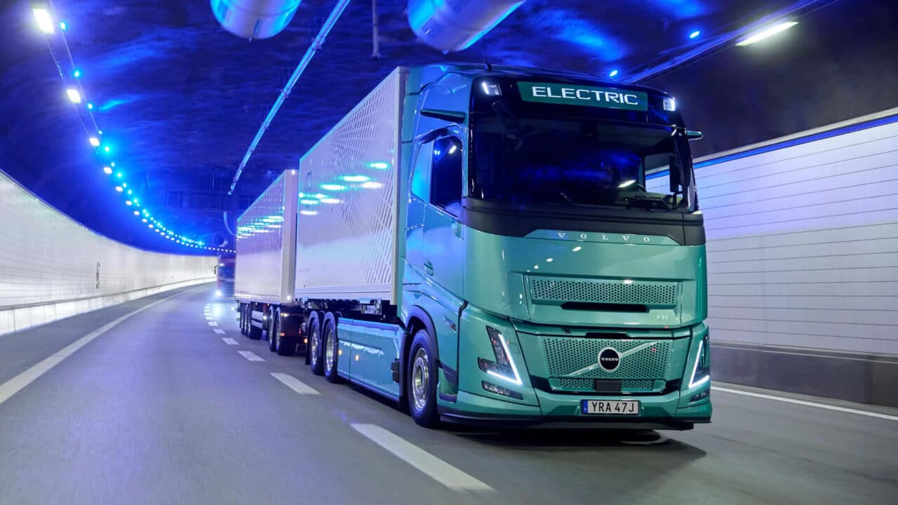 Semirreboque da Volvo para 80 toneladas