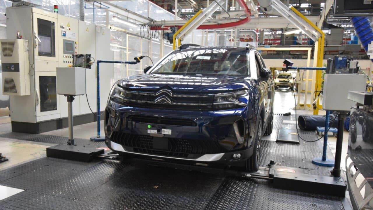 Citrôen Aircross sendo fabricado em Rennes, França