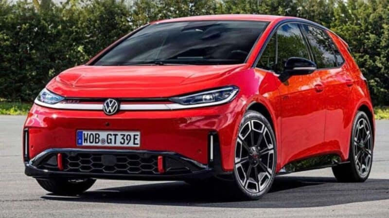 Volkswagen ID.3 GTI vermelho visto de frente, com faróis IQ.LIGHT LED matrix conectados por faixa de luz com logotipo iluminado, grade colmeia preta brilhante, detalhes vermelhos no para-choque e rodas de liga leve de 20 polegadas