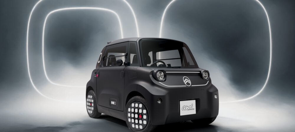 Ami Dark Side 5 Foto do Citroen Ami Dark Side, mostrando frente