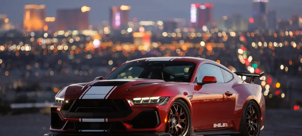 Carro Ford Mustang F650 Shelby Super Snake