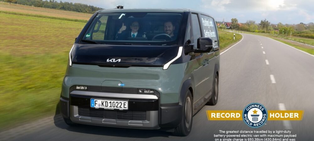 Van Kia Recorde Van Kia PV5 Cargo, que entrou no Livro Guinness