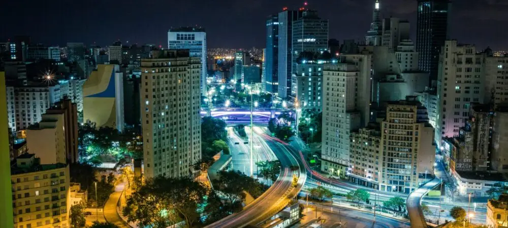 Panorama da cidade de São Paulo vista do Terminal Bandeira