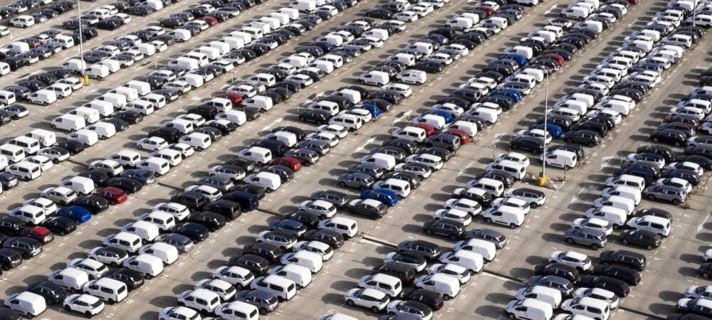 Líder global em vendas, indústria de carros elétricos da China enfrenta problemas por excesso de produção  | Imagem de freepik Líder global em vendas, indústria de carros elétricos da China enfrenta problemas por excesso de produção