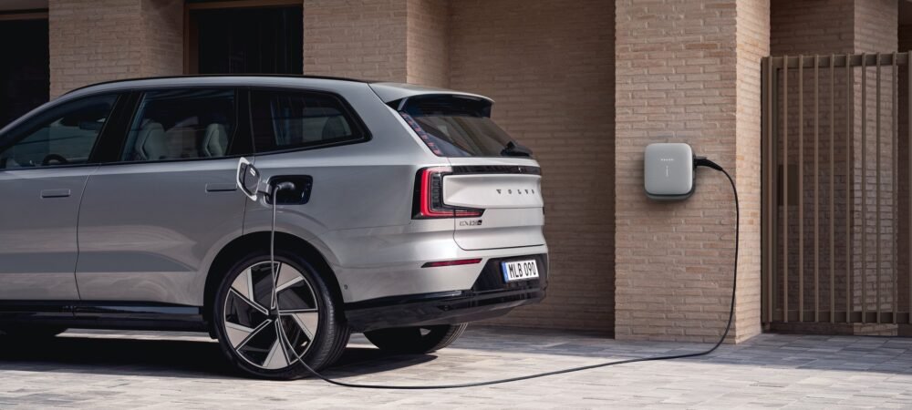 Volvo EX90: modelo 2026 da SUV ganha carregamento de 800V / Divulgação: Volvo Volvo EX90: modelo 2026 da SUV ganha carregamento de 800V / Divulgação: Volvo